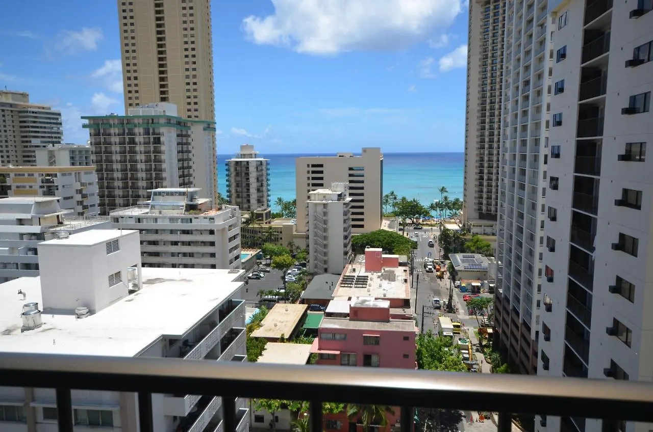 Waikiki Park Heights 1208 Sun & Beach Fun Only 3 Minutes Away Honolulu USA